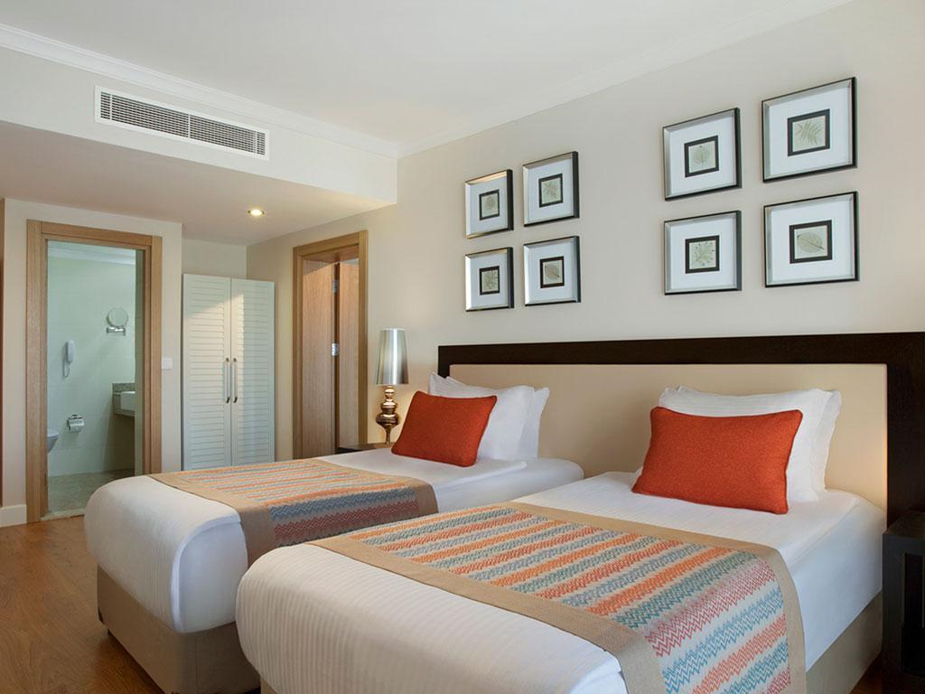 Akka Alinda Hotel Кемер Екстериор снимка